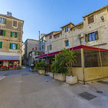 Gentile Apartment
